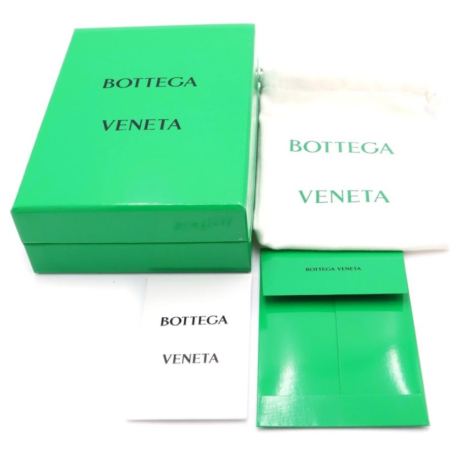 BOTTEGA VENETA（ボッテガ・ヴェネタ） イントレチャート バイカラー