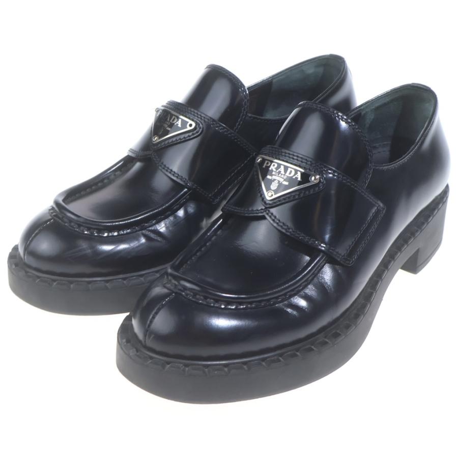 PRADA（プラダ） トライアングルロゴプレート ローファー ドレス