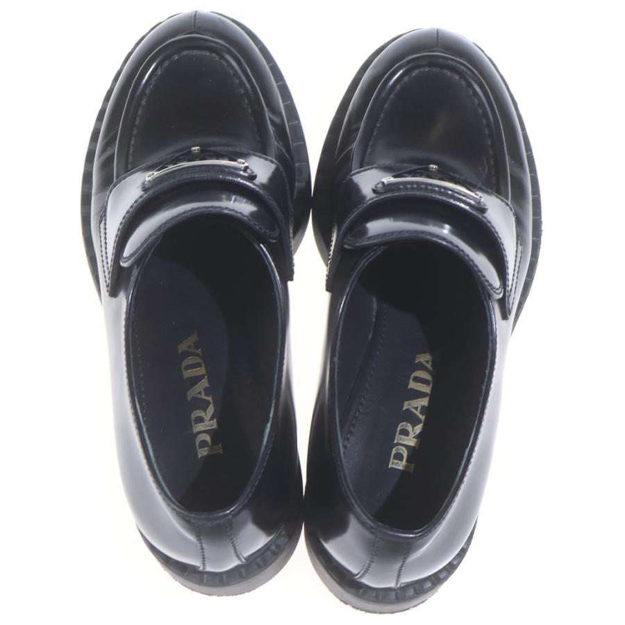 PRADA（プラダ） トライアングルロゴプレート ローファー ドレス