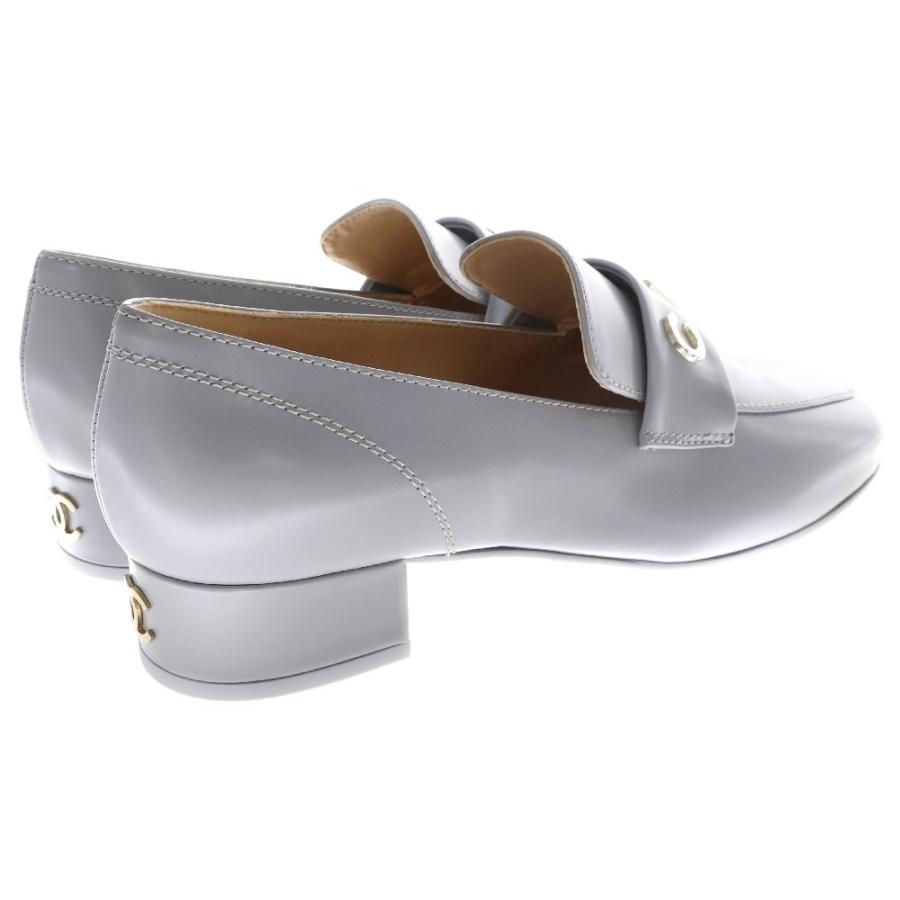 CHANEL（シャネル） モカシン ローファー グレー GD金具 サイズ37 1/2