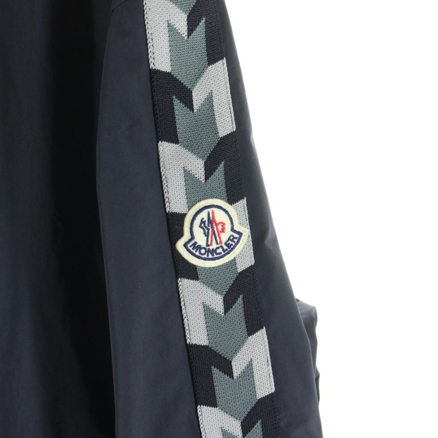 MONCLER（モンクレール） MOYSE モイース ワッペンロゴ サイドライン