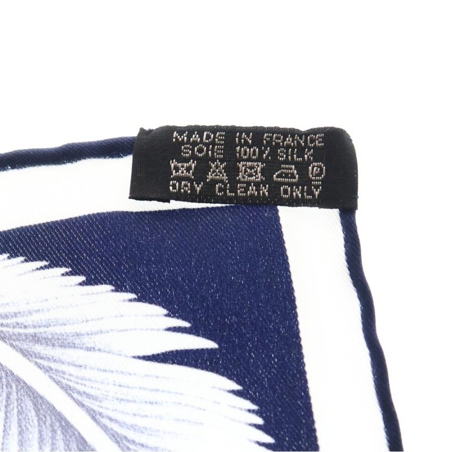 エルメス PLUMES シルクスカーフ エルメス」シルクスカーフという名の、夢の国へ｜ファッション｜ELLE