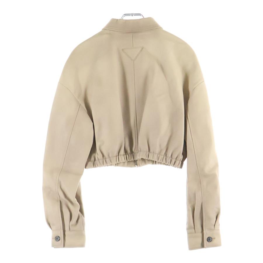 プラダ 23AW バック トライアングルロゴ ラムスキン レザー クロップド ショート ジップアップジャケット ベージュ レディース 58A121の画像