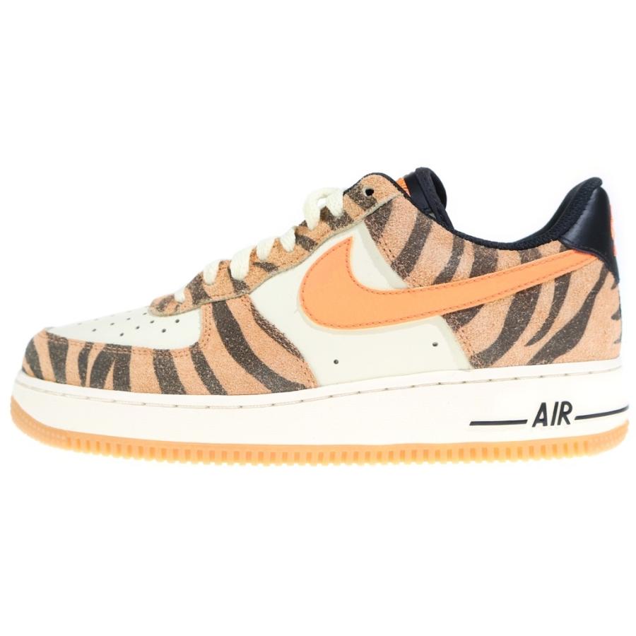 NIKE（ナイキ） AIR FORCE 1 07 PRM DAKTARI エアフォース1 07
