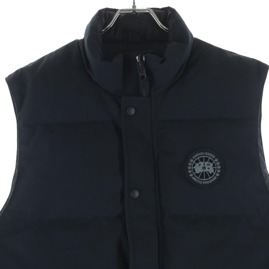 【極美品・最高級】カナダグース ワッペン刺繍ロゴ ダウンベスト ブラック 黒 CANADA GOOSE（カナダグース） ワッペンロゴ ジップアップ ダウン