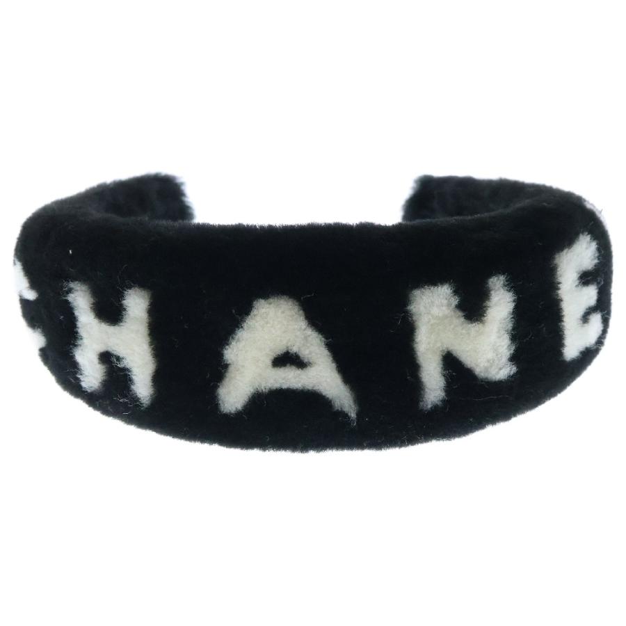 シャネル　カチューシャ　ヘアバンド　カーフスキン シャネル カチューシャ 黒 ゴールド色 ベロア CHANEL ヘアバンド ココ