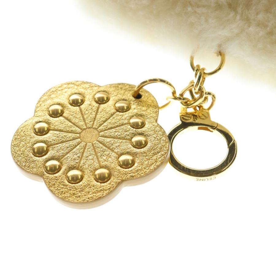 CELINE（セリーヌ） トリオンフ チャーム 梅モチーフ付き ポンポン