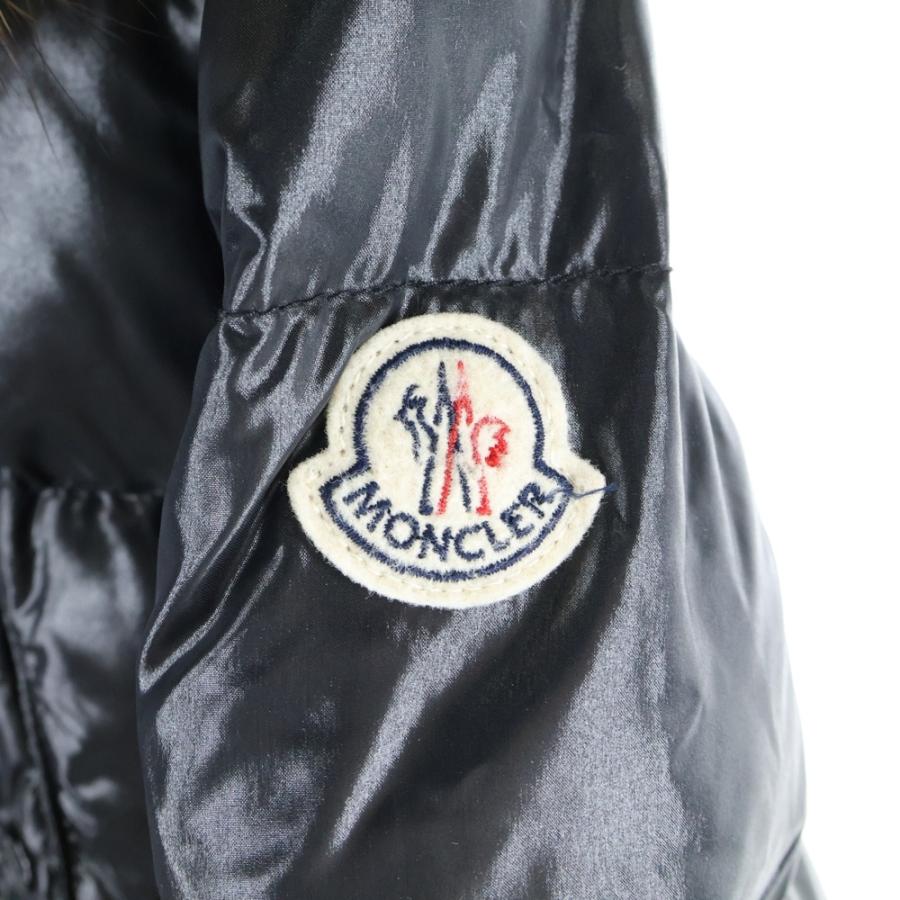 MONCLER（モンクレール） ワッペンロゴ ベルト付き ファー フーデッド