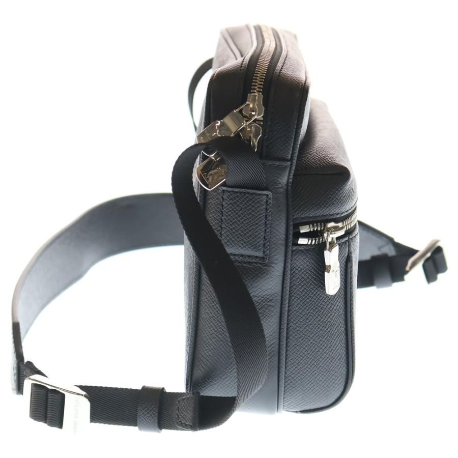 LOUIS VUITTON（ルイ・ヴィトン） タイガ アウトドアメッセンジャーPM