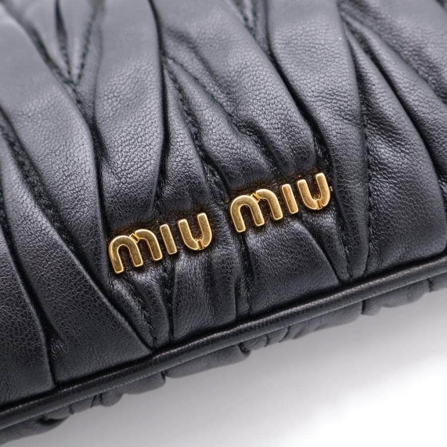 【美品】miumiu クラッチバッグ miumiu ミュウミュウ マテラッセ レザークラッチバッグ ブラック