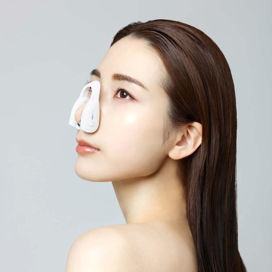 り*ー様 ルクセア　フォーネス　鼻専用の美顔器　ルクセアフォーネス ノーズクリッ LUXCEAR（ルクセア） 鼻専用美顔器 ルクセアフォーネスPRO ルクセ
