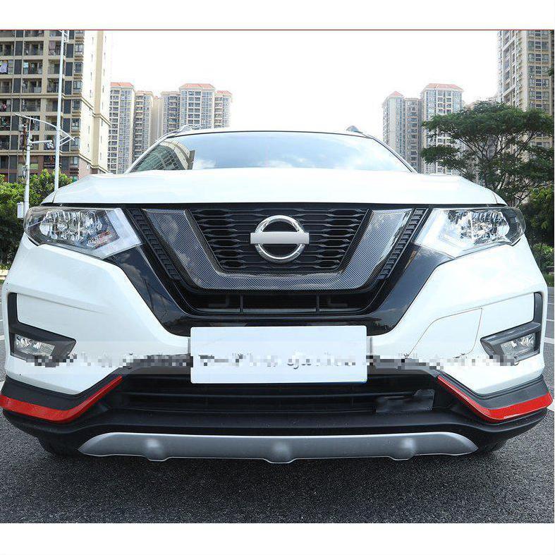 フロント グリル ガーニッシュ新型 ニッサン エクストレイル T32（H29