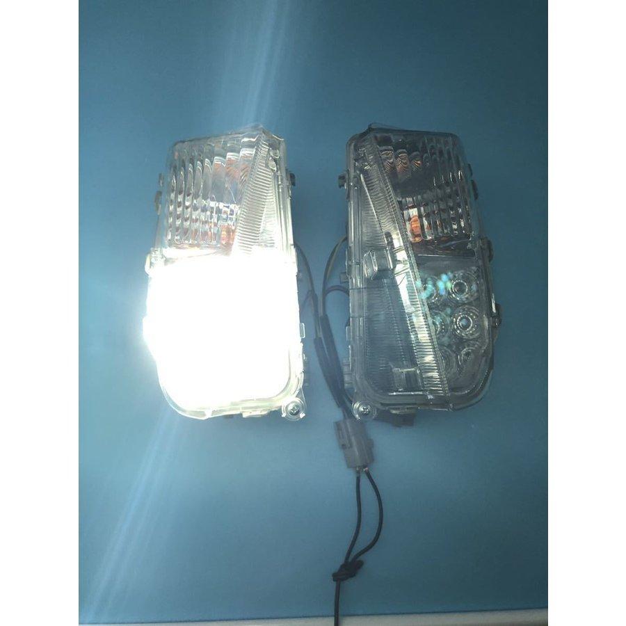 プリウス30系prius 後期US仕様 ウインカー LEDデイライト プリウス30系prius 後期US仕様 ウインカー LED デイライト【20