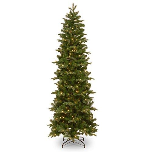 National Tree Company 光る人工クリスマスツリーには、ストリングが空いている白色ライトが含まれます。プ イルミネーションライト
