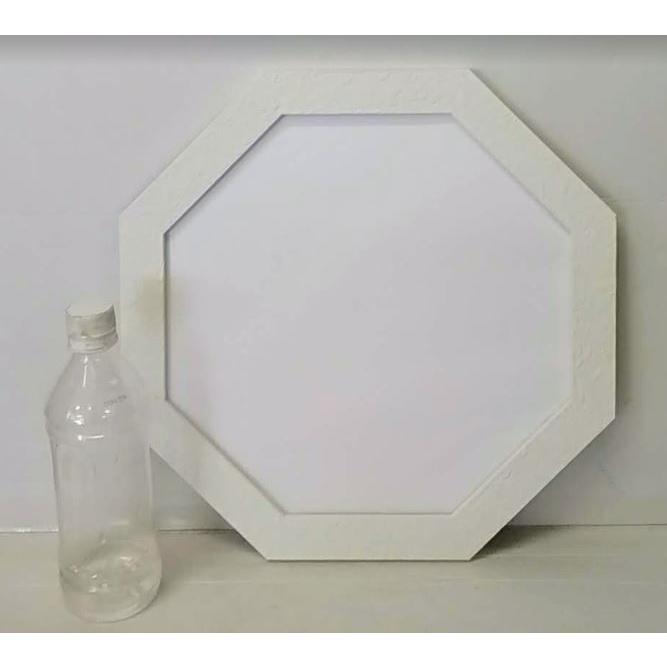 額縁  八角30cm ホワイト（8221）額縁外寸35.0ｘ35.0ｘ1.5cm 内寸30.0ｘ30.0cm 奥行0.7cm [G-523]の画像