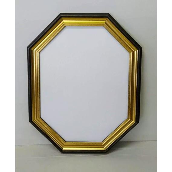 額縁  八角太子 ゴールド（8156）額縁外寸35.5ｘ44.5ｘ2.5cm 内寸28.7ｘ37.8cm 奥行1.0cm [G-526]