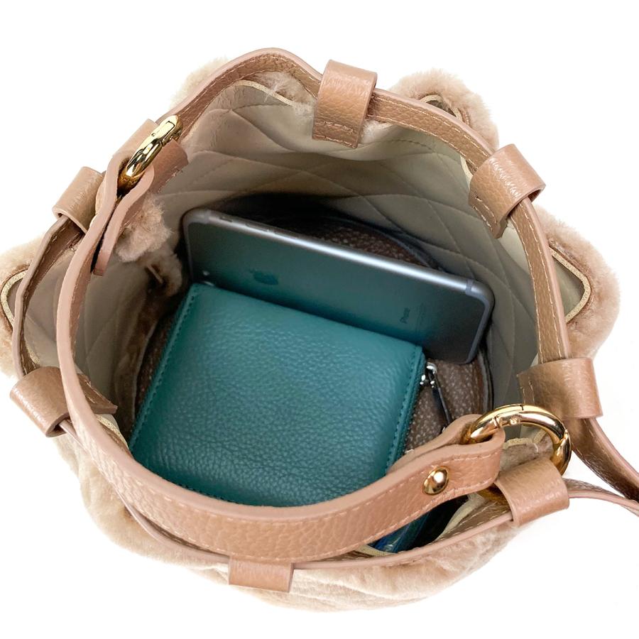 ブラックフライデーSALE ファーバッグ イタリア製 リサコンテ ムートン ショルダーバッグ キルティング バケツ型 lisa conte 大人スタイル 上品 大人かわいい LC177