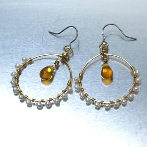 ベビーパール フープピアス チェコビーズ トパーズカラー 淡水真珠 レディース チタンピアス クリスマス ギフトに プレゼントに |  | 01