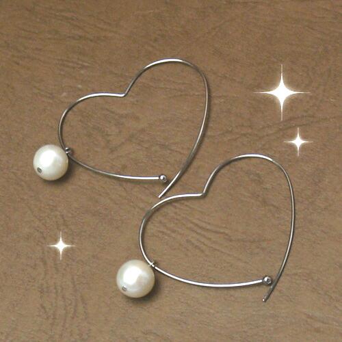 メール便 ハート フープ パール ピアス クロ染 ホワイト 淡水パール 真珠 レディース クリスマス ギフトに プレゼントに |  | 02