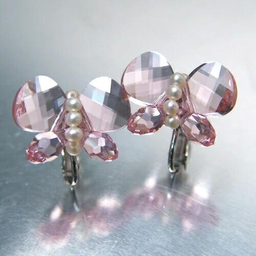 ギフトケース入り スワロフスキー ちょうちょ リボン パール ピアス イヤリング 淡水真珠 バタフライ レディース クリスマス ギフトに プレゼントに |  | 03