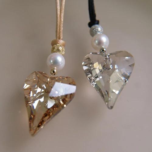 ネックレス エレガンス ハート ペンダント 真珠 ＆ スワロフスキー クリスタル 淡水真珠 淡水パール サテン紐 爆買 |  | 04