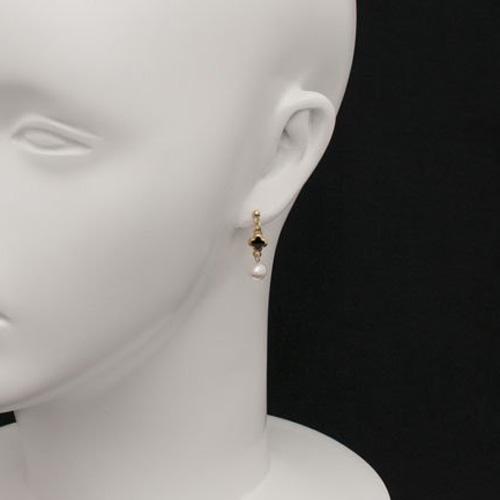 メール便 淡水真珠 プチセレブモチーフ ピアス イヤリング パール レディース チタンピアス 母の日 ギフトに プレゼントに |  | 05
