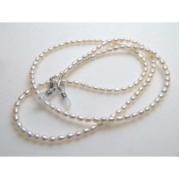 ギフトケース付き ネックレスになる 淡水パール メガネチェーン 淡水真珠ネックレス 眼鏡チェーン グラスコード マスクチェーン マスクコード |  | 01