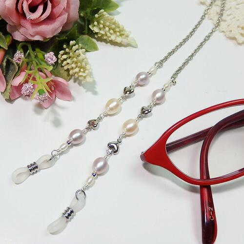 メール便 メガネチェーン はんなりパープル 淡水真珠 プチハート 淡水パール 眼鏡チェーン マスクチェーン マスクストラップ めがねチェーン ピンク紫 |  | 03