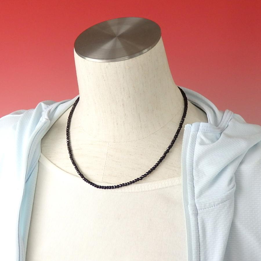 メール便 メガネホルダー グラスホルダー ブラックスピネル 金古美 メタルリング いぶし金 ネックレス サングラスかけ 眼鏡ホルダー メンズ おしゃれ |  | 04