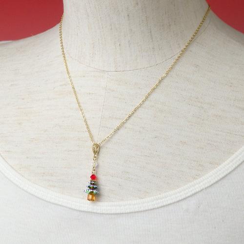 ギフトケース入り クリスマスツリー ネックレス スワロフスキービーズ エレメント ペンダント レディース Xmas クリスマス プレゼント ギフト商品 |  | 04