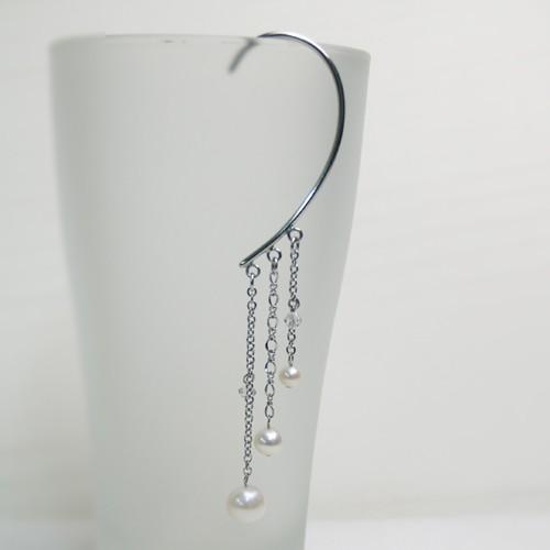 淡水パール スワロフスキー イヤーフック 大粒 淡水真珠 スワロフスキー イヤーカフ ホワイトデー ギフトに プレゼントに 爆買 |  | 02