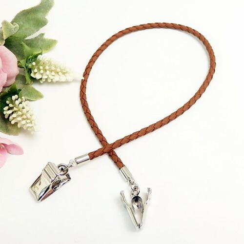 メール便 帽子クリップ 四つ編み エコレザー 合皮 帽子留め メンズ ユニセックス ハットクリップ 帽子止めホルダー 帽子ストッパー ハットキーパー ワニグチ |  | 03