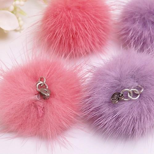 ミンクファー ピアスキャッチ １ペア ファー チタンピアスキャッチ ミンクファーボール ホワイトデー ギフトに プレゼントに 爆買 |  | 03