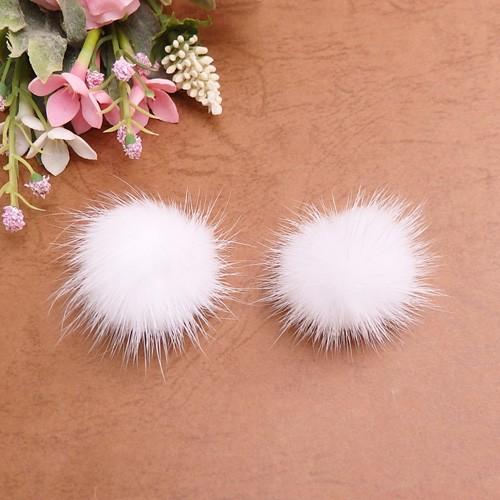 ミンクファー ピアスキャッチ １ペア ファー チタンピアスキャッチ ミンクファーボール ホワイトデー ギフトに プレゼントに 爆買 |  | 05