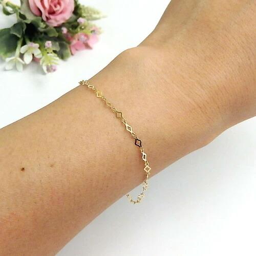 ブレスレット K18 ゴールド チェーン ひし形 スパークル 18金 イエローゴールド ダイヤ形 ギフト クリスマス プレゼントに ギフトに 爆買 |  | 02