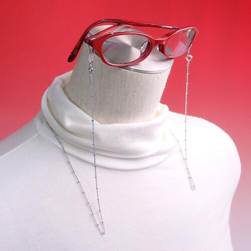 ギフトケース付き メガネチェーン シルバー 銀 カシメ玉付 喜平 シルバーチェーン ネックレスにもなる 2WAY めがねチェーン 母 父 敬老の日 マスクチェーン |  | 01