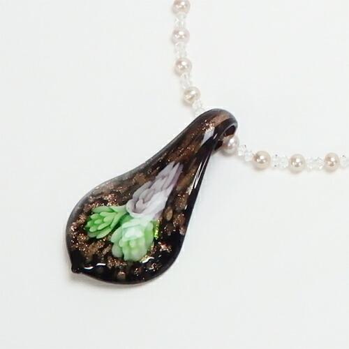 メール便 一点モノ ガラス ペンダントトップ 淡水真珠 ネックレス 2 パープルネックレス ガラス細工 スワロフスキー 淡水パール トンボ玉 ガラス 花 フラワー |  | 05