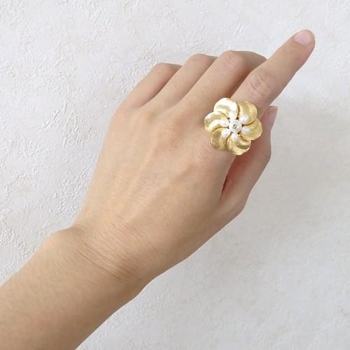 ギフトケース入り メタル フラワー 淡水パール リング フリーサイズ 花 指輪 淡水真珠 シルバー ゴールド クリスマス ギフトに プレゼントに |  | 04