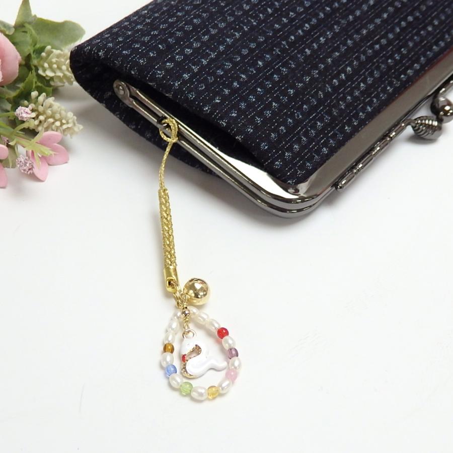 メール便 午年 根付 ストラップ 厄除け 七色 白蛇 干支 開運 十二支 えと パール うまどし 馬年 へび年 巳年 へび 蛇 ヘビ 淡水真珠 風水 金運 ノベルティ 景品 |  | 10