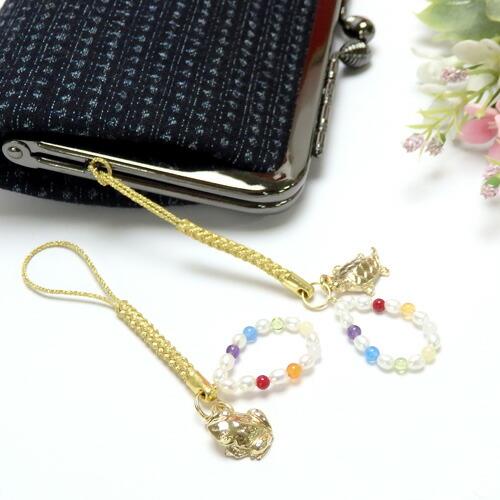 メール便 厄除け 天然石 七色 ＆ 開運 亀 蛙 カメ カエル 淡水パール 根付 根付け ストラップ 風水 7色 キーホルダー 真珠 半貴石 |  | 01