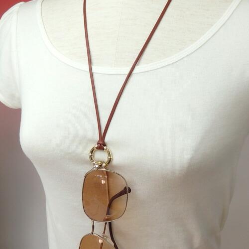 メール便 メガネホルダー ネックレス バンブー ラウンド 樹脂 リング コットン 平紐 眼鏡ホルダー 軽量 首掛け CCBパーツ おしゃれ メンズ レディース |  | 02