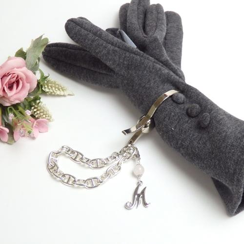 グローブホルダー アンカーチェーン 大 アルファベット ＆ 天然石 パール マリンチェーン 手袋ホルダー 手袋クリップ イニシャル ローマ字 英文字 |  | 01