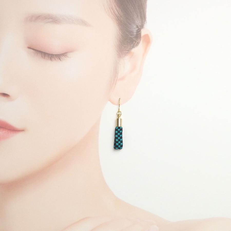 メール便 鬼殺し紐 加賀紐 ピアス イヤリング 平紐 市松模様 麻の葉 鱗紋 亀甲紋 胡蝶 炎 桜餅 青海波 鬼殺紐 鬼滅紐 日本製 コスプレ |  | 01