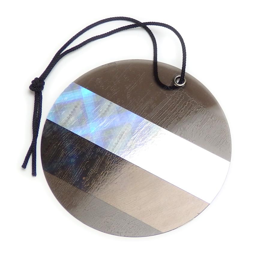 アッチッタ！ カラス用忌避剤 プレートタイプ 海洋性ミネラルエキス 紫外線を反射 カラス退治 カラス対策 カラス避け |  | 01