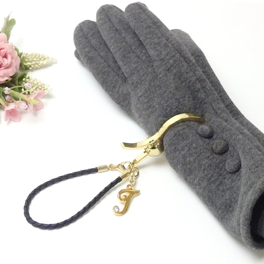 グローブホルダー 四つ編み エコレザー イニシャル 英字 ローマ字 合皮タイプ レザー調 手袋ホルダー ホワイトデー ギフトに プレゼントに 爆買 |  | 06