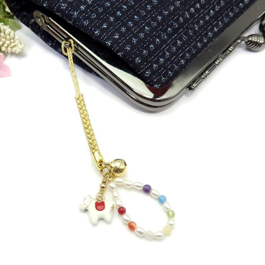 メール便 午年 根付 ストラップ 厄除け 七色 天然石 白蛇 干支 開運 十二支 えと パール 馬年 うまどし へび年 巳年 へび 蛇 ヘビ 淡水真珠 風水 金運 |  | 02