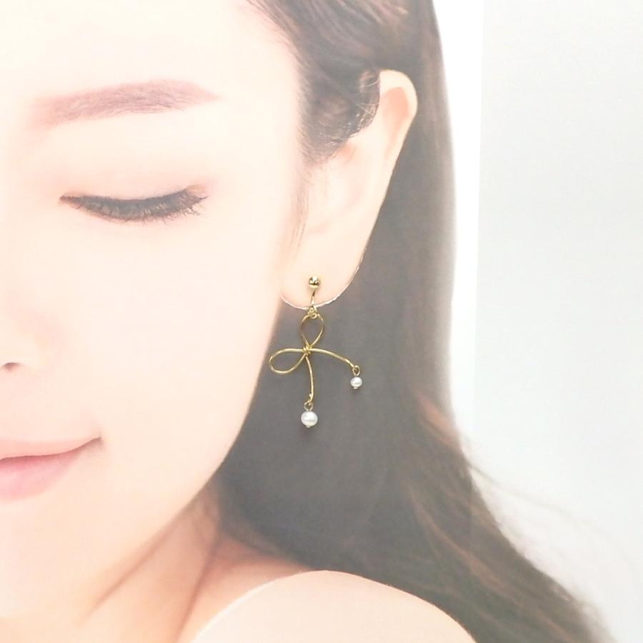 メール便 ピアス イヤリング リボン 淡水パール ワイヤー 淡水真珠 ステンレスピアス アーティスティックワイヤー ホワイトデー ギフトに プレゼントに 爆買 |  | 03