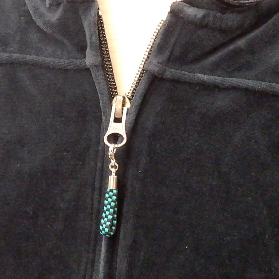 メール便 ファスナーチャーム ジッパーチャーム 1個 鬼殺し紐 加賀紐 平紐 ファスナー引き手 引手パーツ ジッパータグ ジッパータブ 日本製 |  | 01