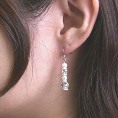 メール便 カットクリスタル 淡水真珠 ピアス イヤリング 多面カット 水晶 淡水パール レディース クォーツ チタンピアス クリスマス ギフトに プレゼントに |  | 01