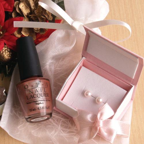 『プリティープリンセスパールセット』 アコヤ本真珠 パールピアス ＆ OPIネイル  プレゼント アクセサリー ギフト 母の日 クリスマス ギフトに プレゼントに |  | 01